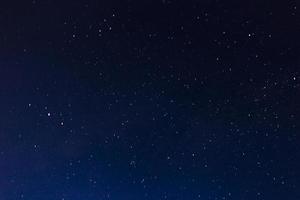 lindo céu noturno, fundo cósmico, universo abstrato foto