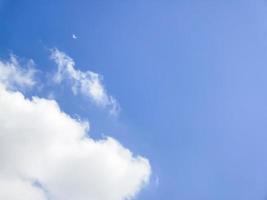 nuvem céu nuvens azul dia espaço livre foto