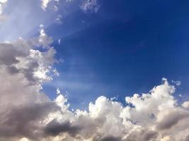 nuvem céu nuvens azul dia espaço livre foto