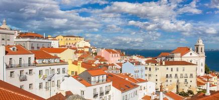 horizonte panorâmico de lisboa em portugal foto