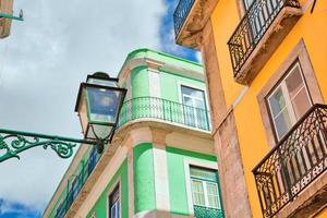 portugal, ruas coloridas de lisboa