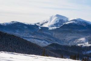 fantástica paisagem de inverno. foto