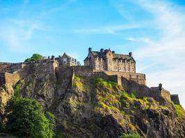 hdr castelo de edimburgo na escócia foto