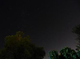 estrelas à noite foto