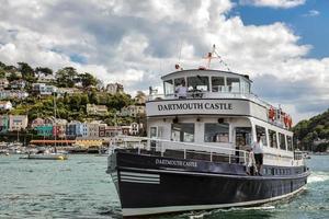 dartmouth, devon, reino unido, 2012. barco de recreio do castelo de dartmouth foto