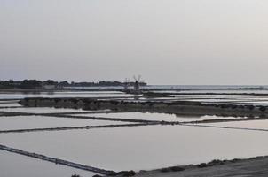 salinas salinas em marsala foto