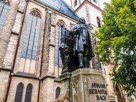 hdr neues bach denkmal foto