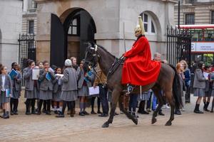 Londres, Reino Unido, 2013. Lifeguard of the Queens Domestic Cavalry foto