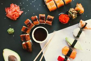 sushi japonês foto