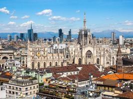 hdr duomo di milano catedral em milão foto