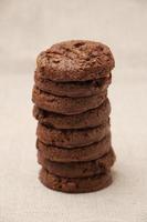 Biscoitos de chocolate triplos