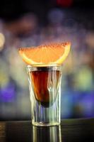tequila com laranja foto