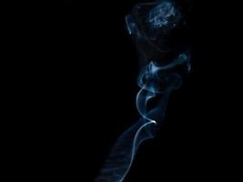 textura de fumaça em fundo preto foto