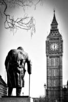 Londres, Reino Unido, 2016 estátua de winston churchill na praça do parlamento foto