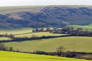 perto de seaford, sussex, reino unido, 2018 vista das terras agrícolas perto de seaford foto