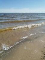 ondas e areia foto