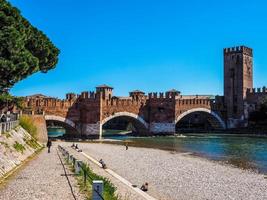 ponte hdr castelvecchio aka ponte scaliger em verona foto