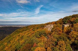 Coopers Rock State Park tem vista para o Cheat River na Virgínia Ocidental com cores de outono foto