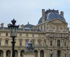 o musee du louvre museu do louvre em paris frança foto