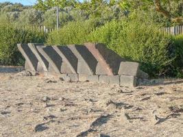 ruínas do antigo edifício megalítico sunuxi nuraghe na sardenha, foto