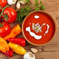 tigela de sopa de tomate