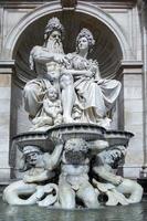 viena, áustria, 2014. franz joseph i monument at albertina platz foto