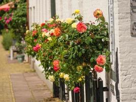 a cidade velha de friedrichstadt na alemanha foto