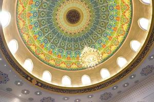 cúpula da grande mesquita syahrun nur, sipirok, tapanuli selatan foto