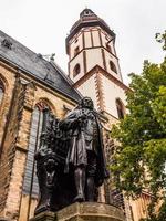 hdr neues bach denkmal foto