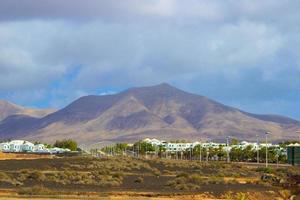 praia de lanzarote nas ilhas canárias espanholas foto