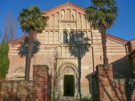 Abadia de Vizzolano em Piemonte, Itália foto