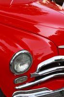 carro vermelho clássico
