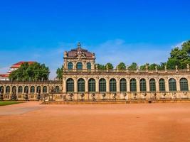 palácio hdr zwinger em dresden foto