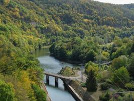 lago perto de waldeck na alemanha foto