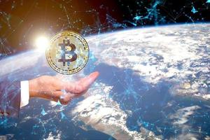 o conceito futuro de bitcoin substituirá o dinheiro atual foto