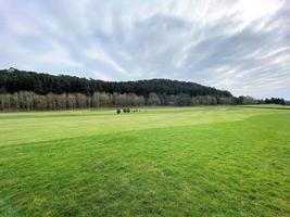 uma vista da zona rural de cheshire em carden foto