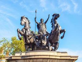 hdr boadicea monumento londres foto