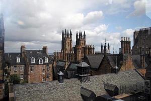 uma vista de edimburgo na escócia foto