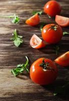 tomates frescos foto