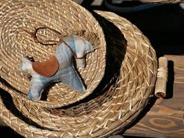brinquedos cavalo feito à mão ecologicamente correto foto