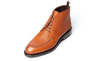 closeup de sapatos de couro masculino
