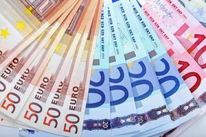 notas de dinheiro em euros