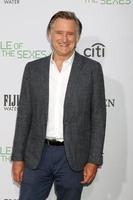 los angeles, 16 de setembro - bill pullman na batalha dos sexos la premiere no village theatre em 16 de setembro de 2017 em westwood, ca foto