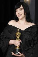 los angeles, 27 de março - billie eilish no 94th academy awards no dolby theater em 27 de março de 2022 em los angeles, ca foto