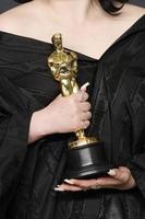 los angeles, 27 de março - billie eilish no 94th academy awards no dolby theater em 27 de março de 2022 em los angeles, ca foto