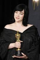 los angeles, 27 de março - billie eilish no 94th academy awards no dolby theater em 27 de março de 2022 em los angeles, ca foto