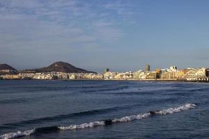 surf na playa de la cicer em las plamas de gran canaria foto