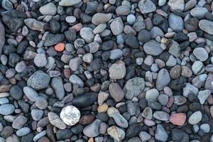 pedras redondas do mar foto