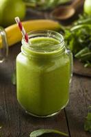 smoothie de frutas verdes orgânicas saudáveis foto