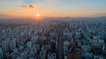 vista aérea da cidade de passos foto